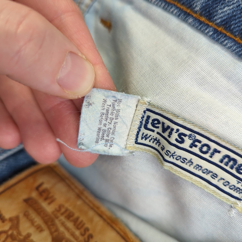 Vtg Levi's For Men Skosh More Room Jeans Blue Denim Straight Leg Talon Zip 38x27 - Picture 6 of 13
